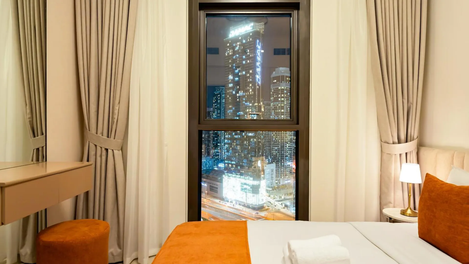 Apartment Brand New - Modern 1Br In Downtown I Near Burj Khalifa & Dubai Mall
